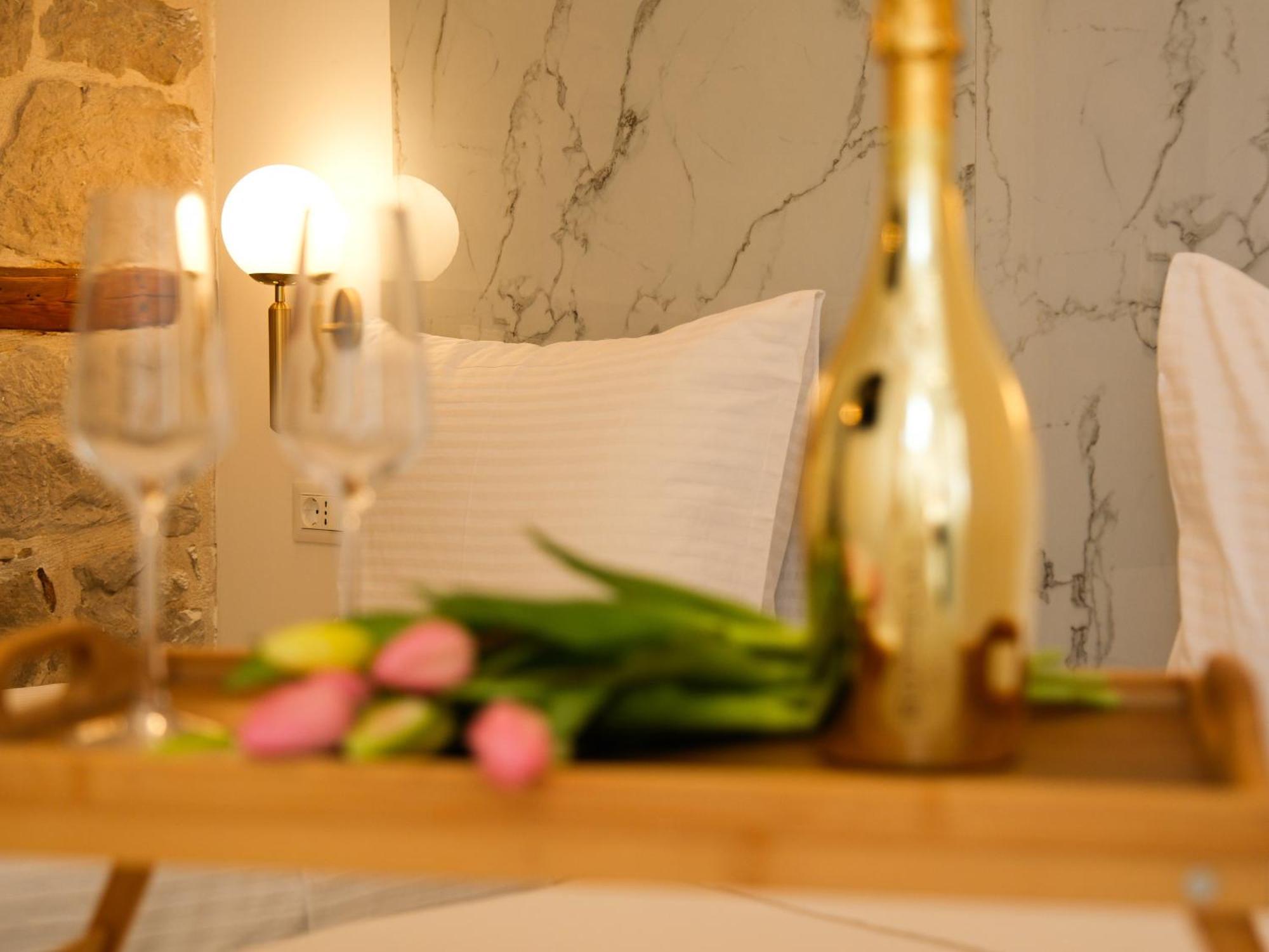 Prisca Luxury Rooms With Breakfast Split Exteriör bild