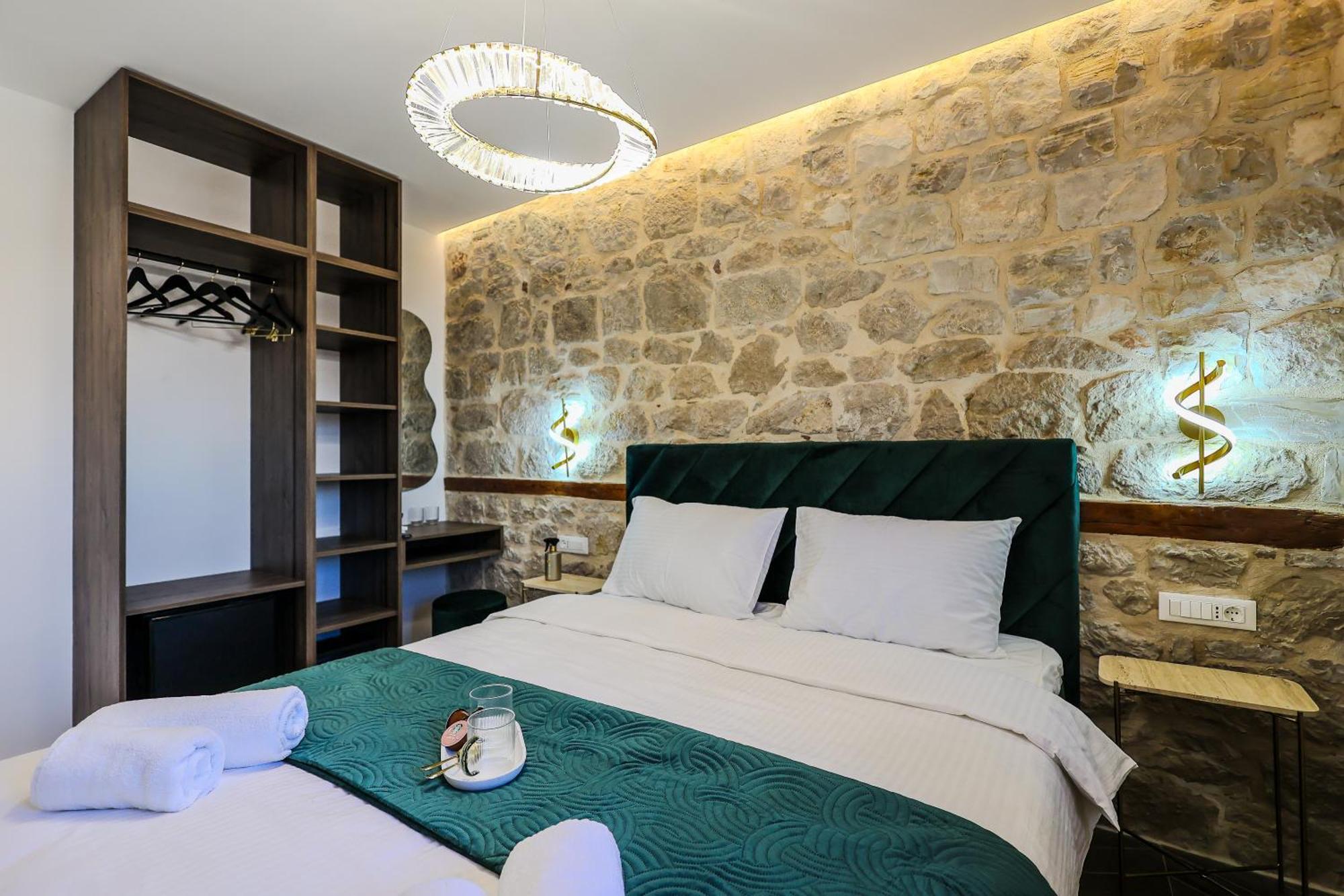 Prisca Luxury Rooms With Breakfast Split Exteriör bild